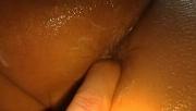 Video sexo grupal fazendo xixi na vadia